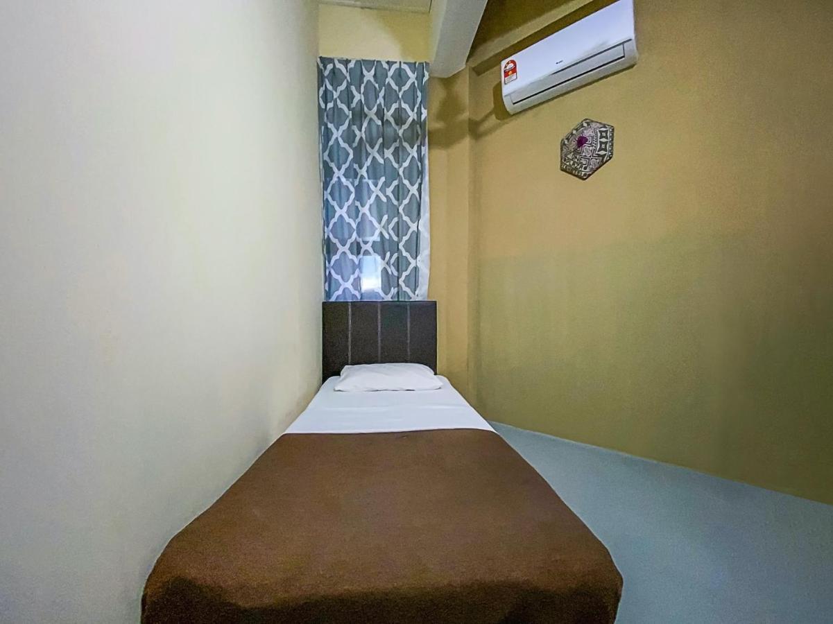 Spot On 90042 One Plaza Eco Hotel Keningau Екстер'єр фото